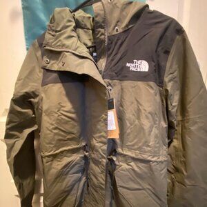 The North Face Metroview DryVent Hooded Waterproof Jacket